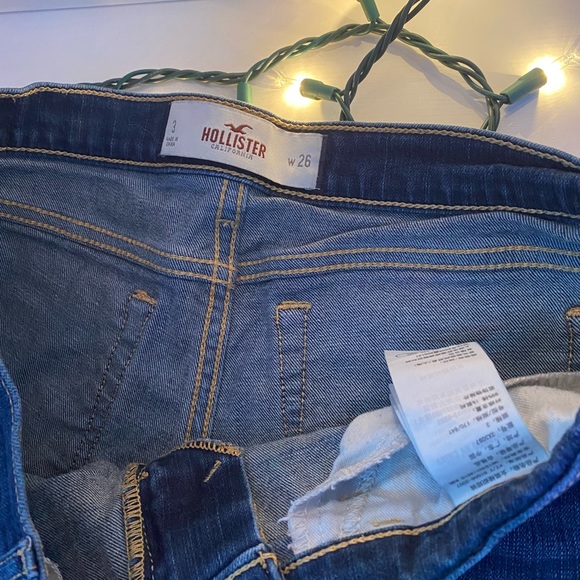 Hollister jean shorts size 3 - Picture 5 of 5